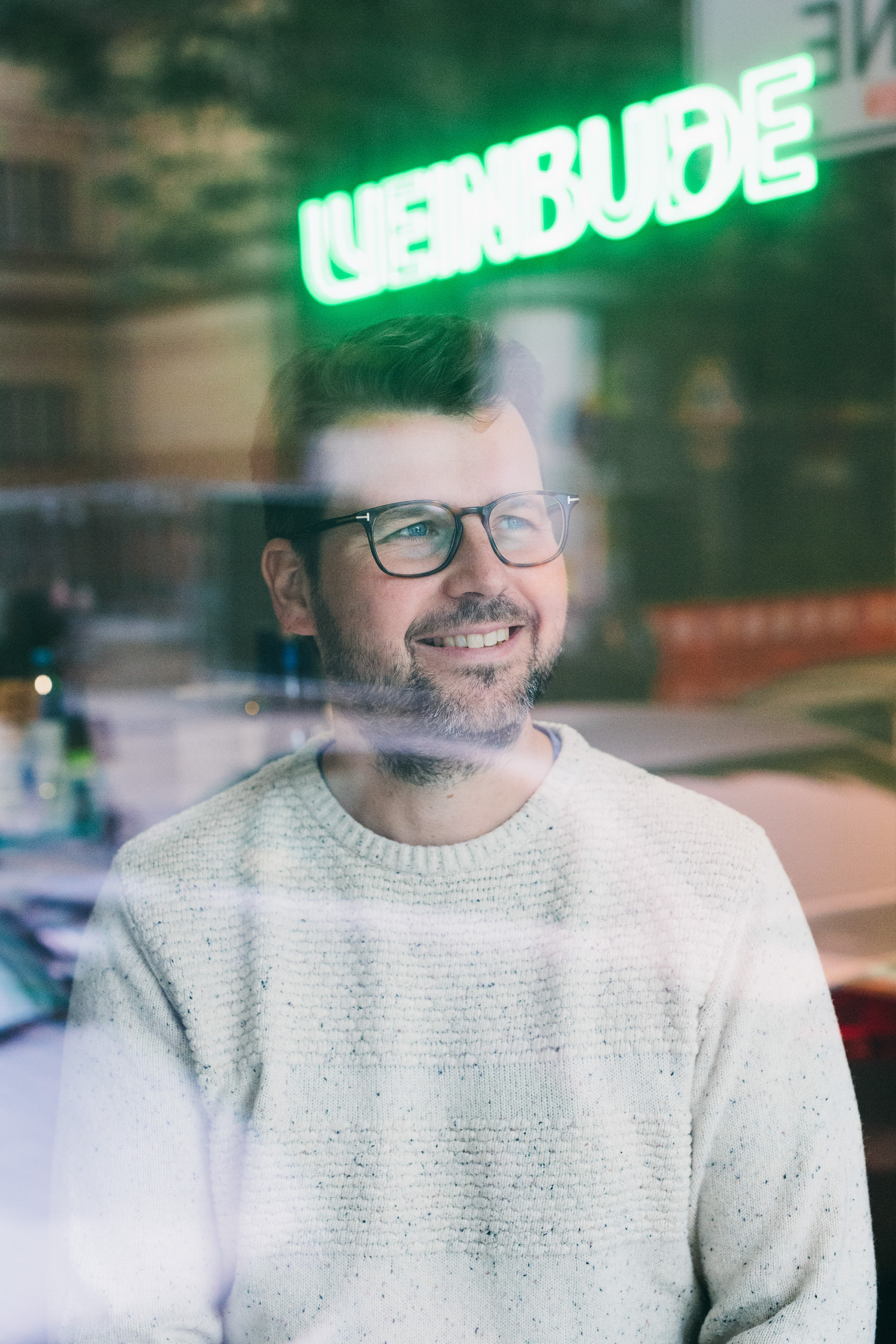 Portrait des Inhabers Philip Pamme von Pipos Weinbude in Düsseldorf-Unterbilk