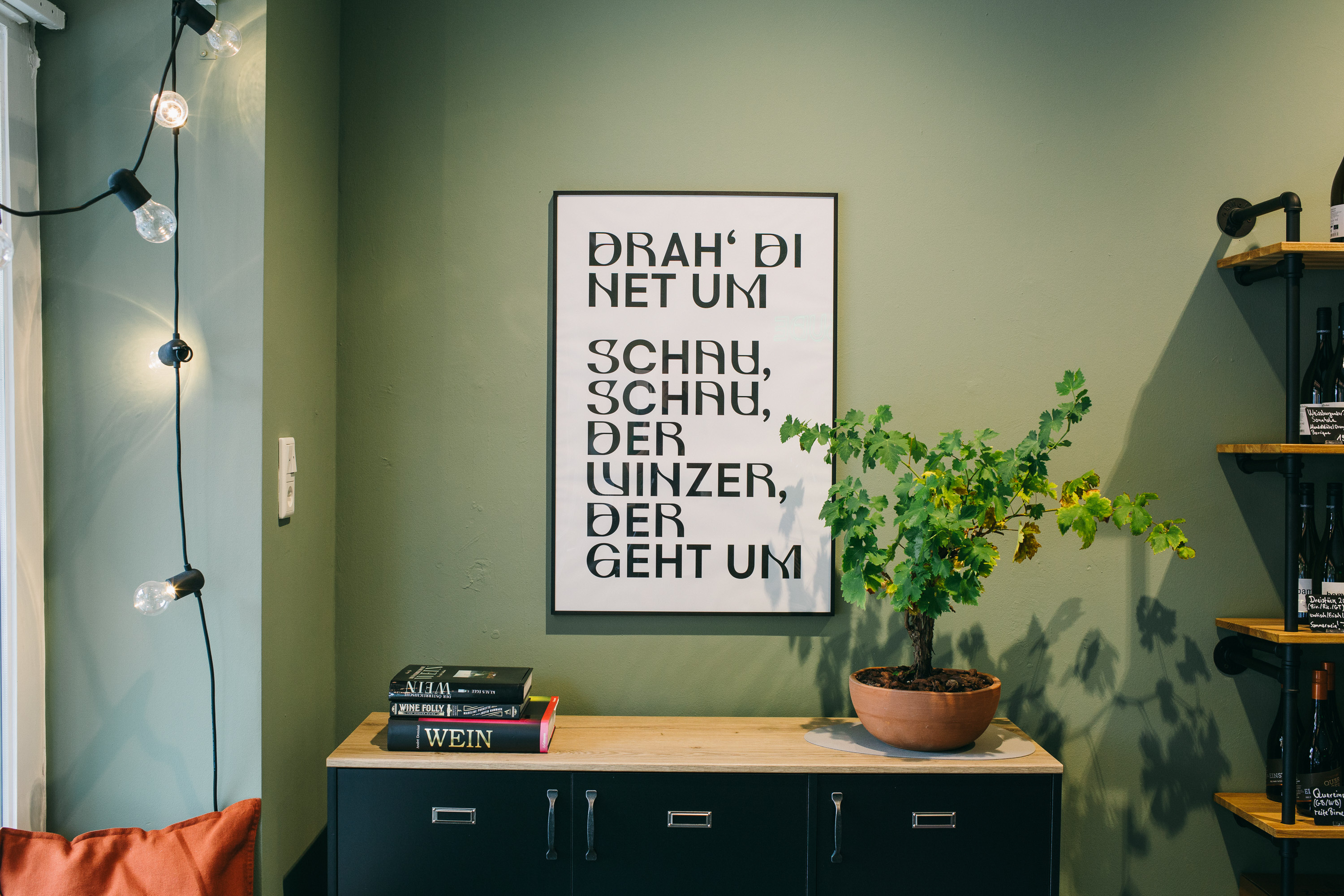 Interioraufnahme der Weinhandlung Pipos Weinbude in Düsseldorf-Unterbilk