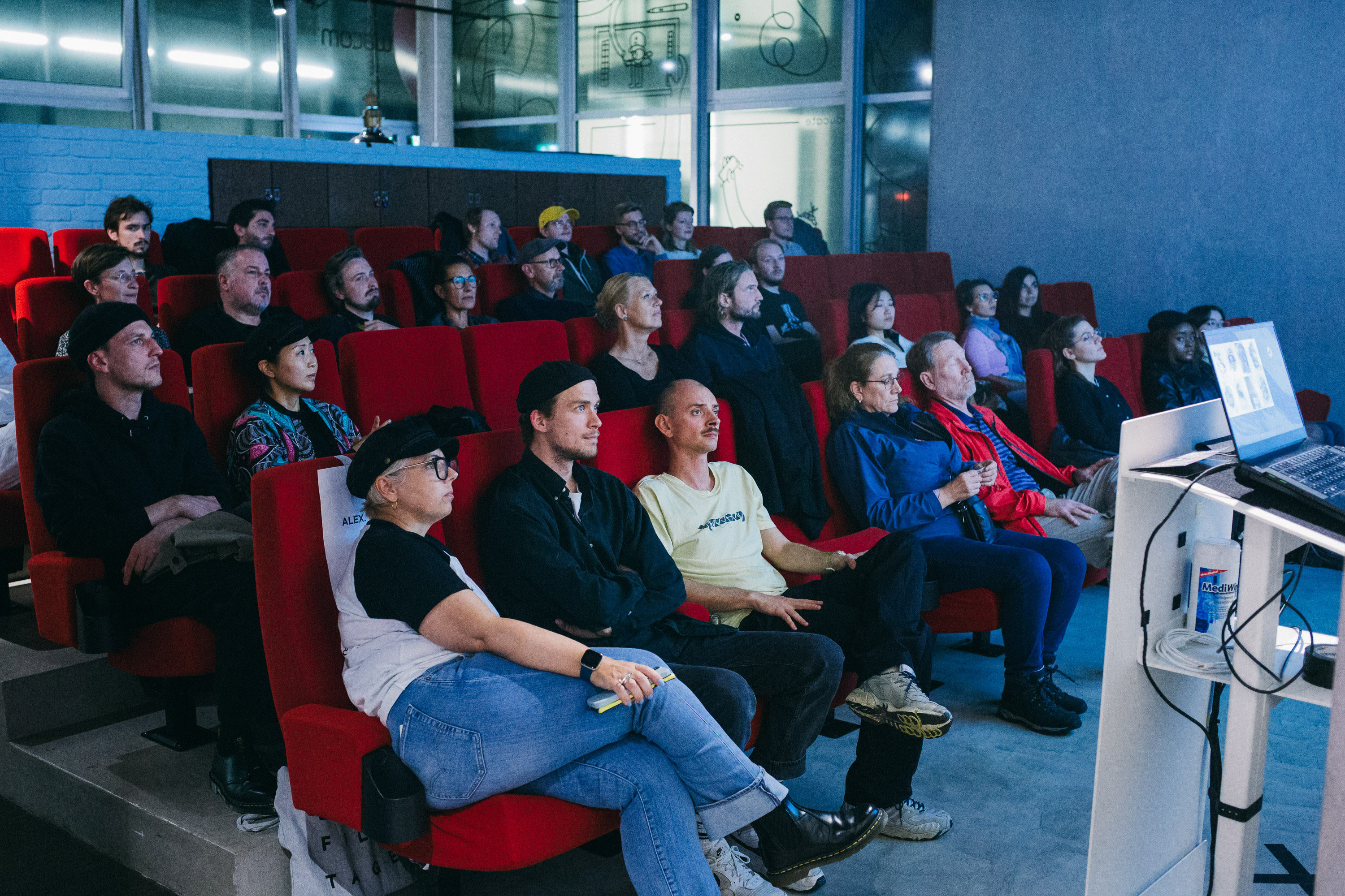 Talk von Fr&eacute;d&eacute;ric Schuld beim Trickfilmfestival in den R&auml;umen von Wacom in D&uuml;sseldorf